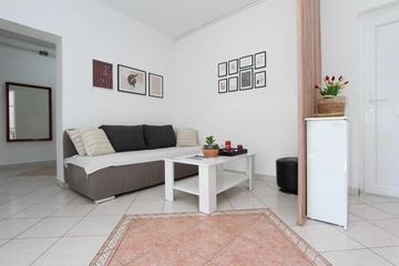 Two-Bedroom Apartment in Rovinj with Balcony