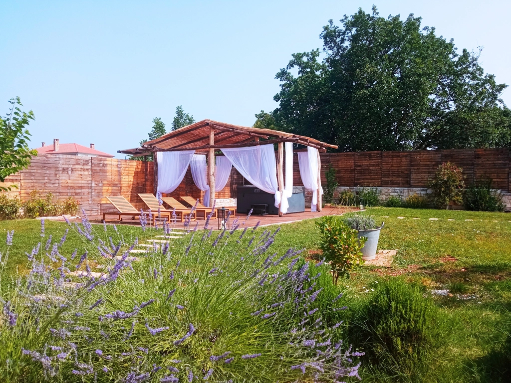 Rovinj Holiday House with Jacuzzi for 4