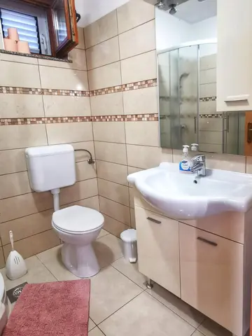 Two-Bedroom Apartment for 5 in Sveti Filip i Jakov