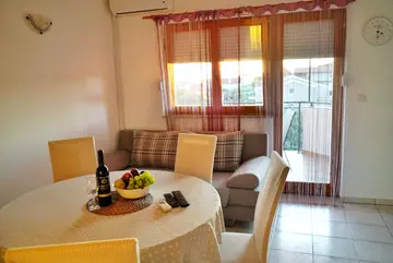 Two-Bedroom Apartment for 5 in Sveti Filip i Jakov