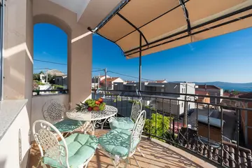 Sea View Apartment in Sveti Filip i Jakov