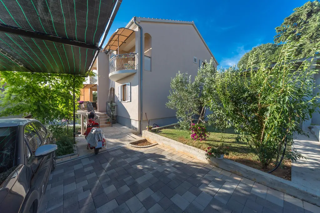 Sea View Apartment in Sveti Filip i Jakov