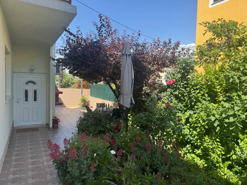 One-Bedroom Apartment in Rovinj with Private Parking