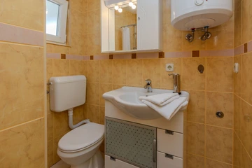 Apartment with Sea View in Vir for 4–6 Guests