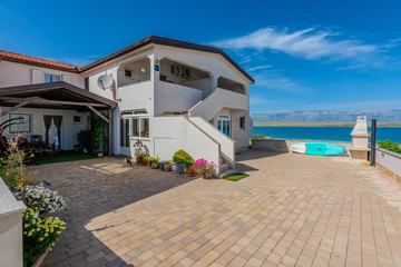 Apartment with Sea View in Vir for 4–6 Guests