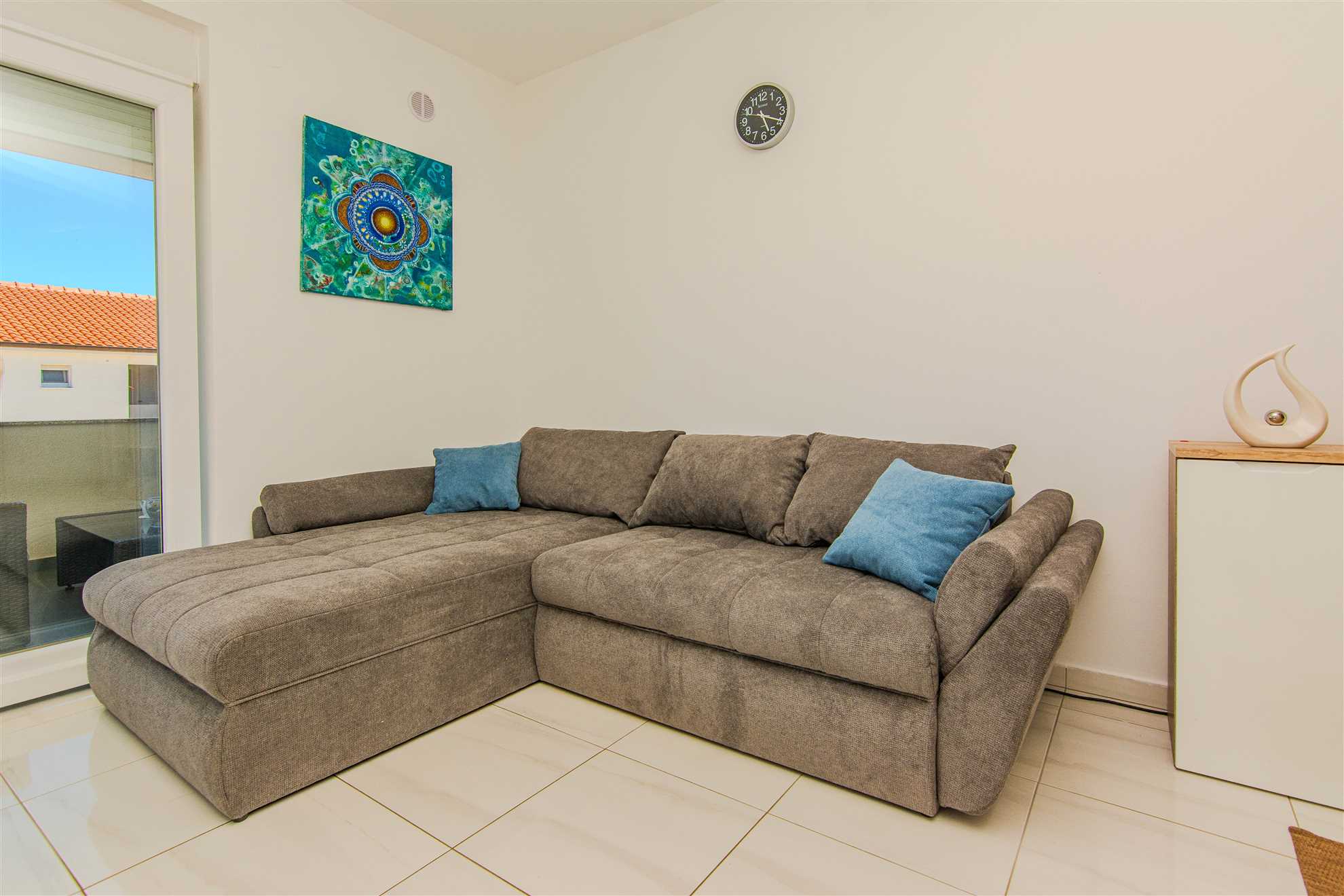 Apartment with sea view | 300m from the beach | quiet location