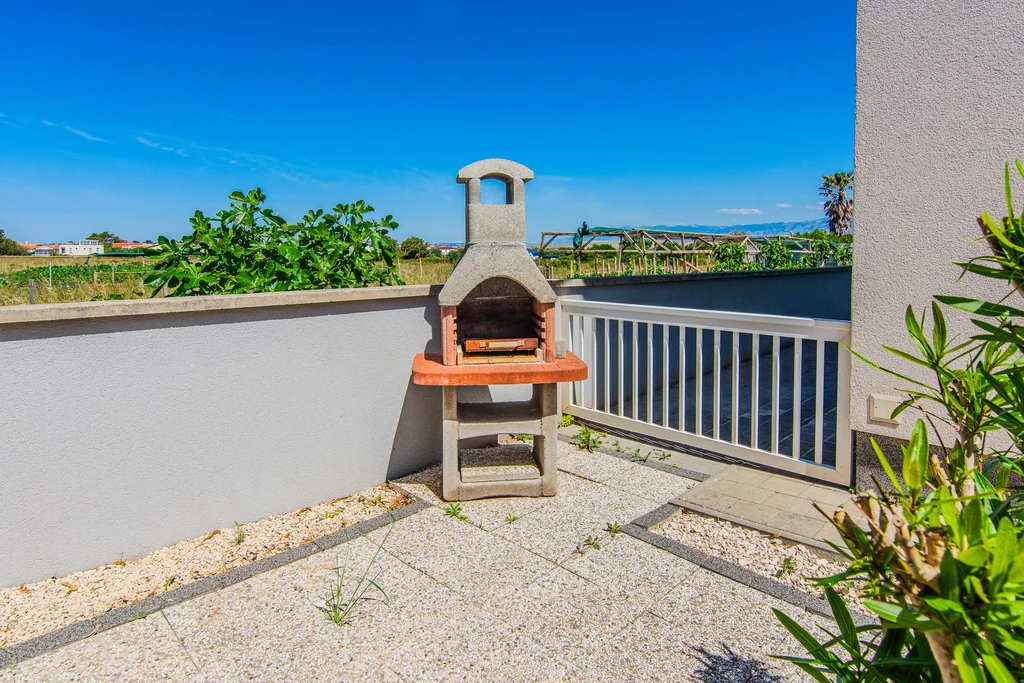 Apartment with Sea View in Vir for Up to 6