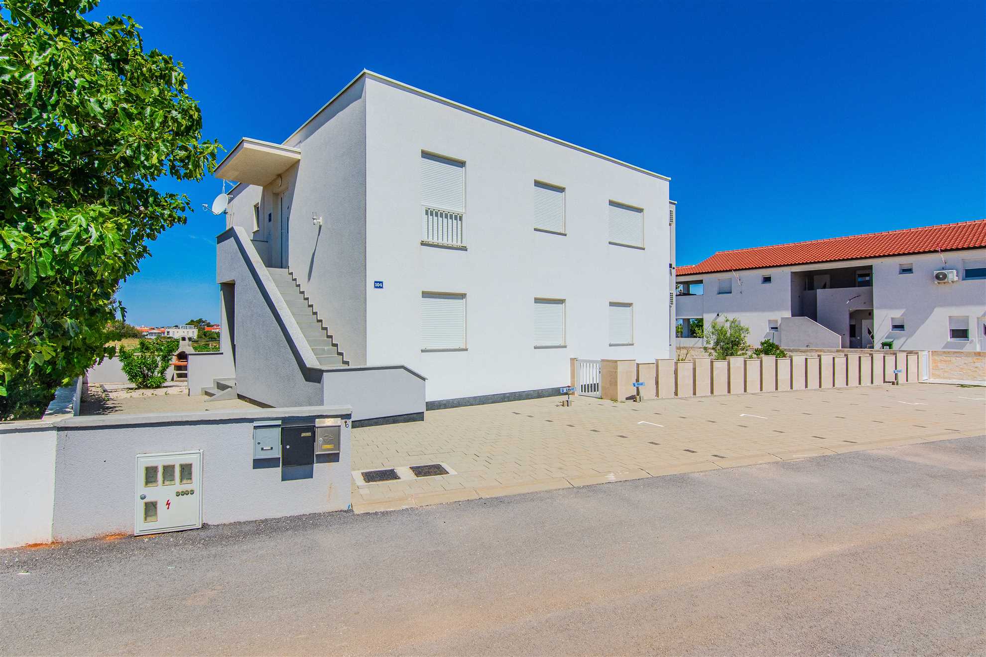 Apartment with sea view | 300m from the beach | quiet location