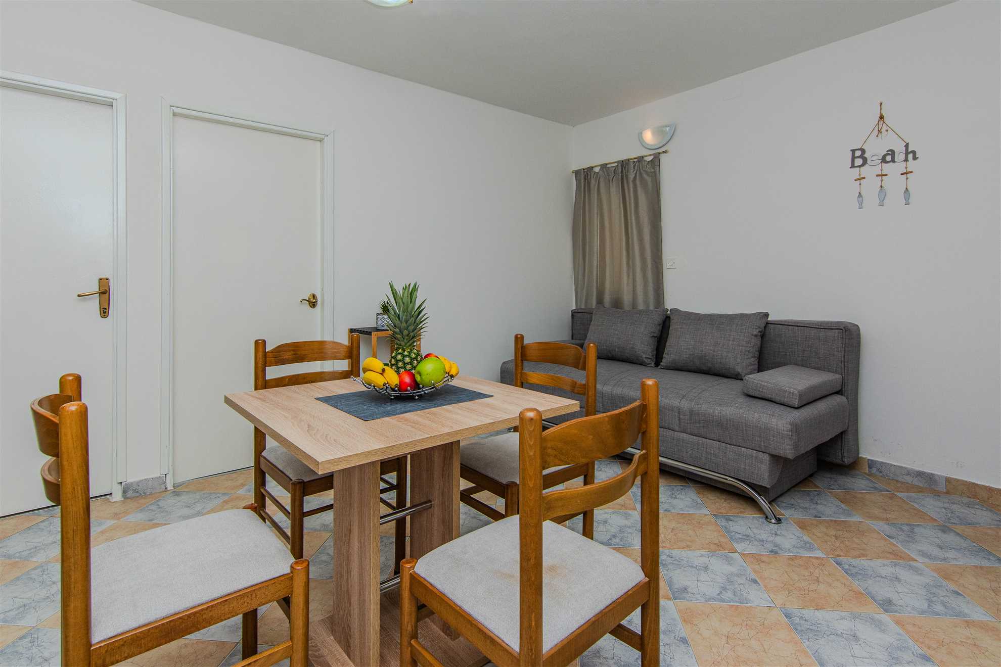 Comfortable apartment | For 2-3 persons | 120 m from beach
