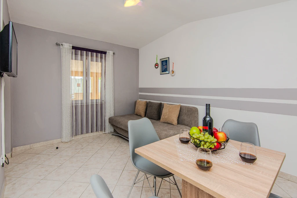 Nin 1-Bedroom Apartment for 2-3 Guests