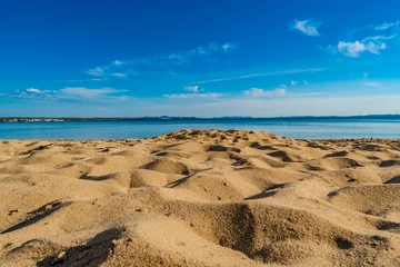 Quiet Nin Apartment for 2-4, 20 m to Beach