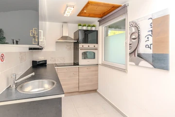 Holiday House with Private Pool for 4–5 in Vir