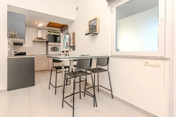 Holiday House with Private Pool for 4–5 in Vir