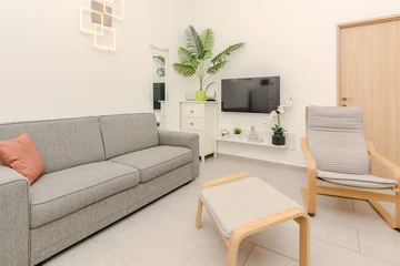 Holiday House with Private Pool for 4–5 in Vir