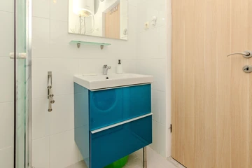 Holiday House with Private Pool for 4–5 in Vir