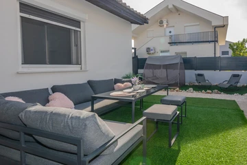 Holiday House in Vir for 4–5 Guests