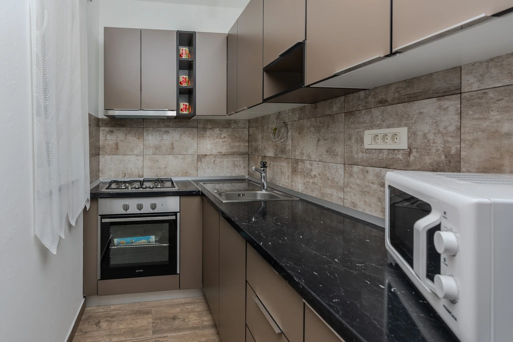 Apartment for 2 in Vir with Roofed Terrace