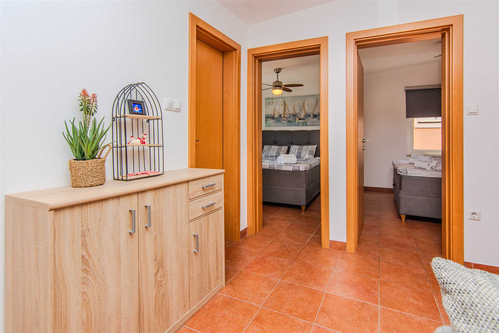 Partial sea view  | 100 m from beach | For 4 persons