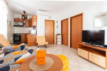 Privlaka Apartment for 4–6 Guests with Terrace