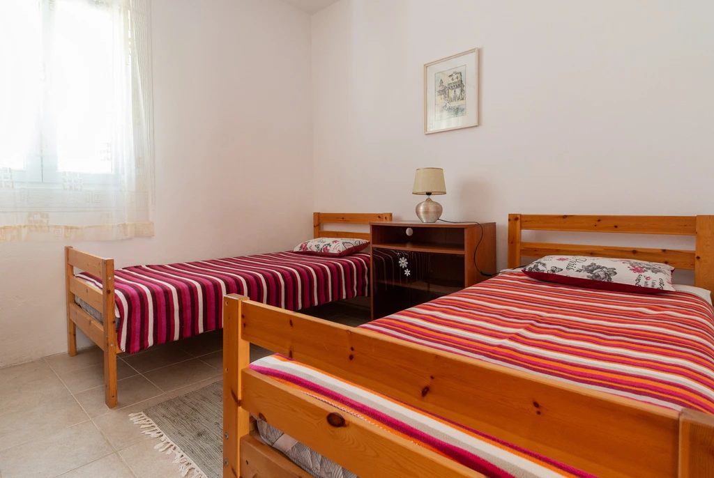 Privlaka Apartment for 4–6 Guests with Terrace