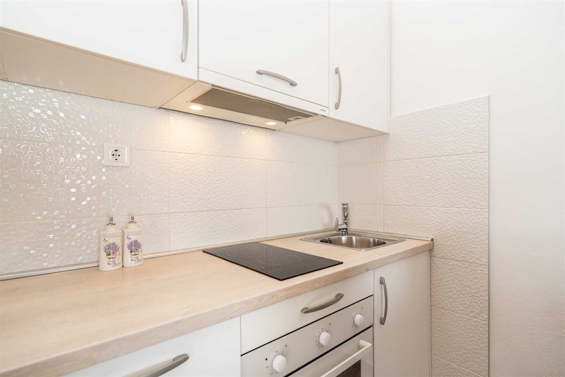 Beachfront | Sea view | Modern apartment for 4-6 persons
