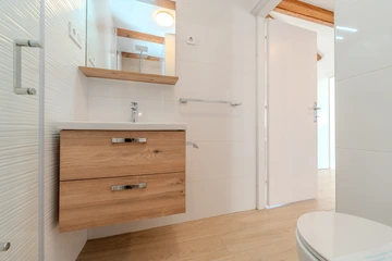 2-Bedroom Apartment with Sea-View Balcony in Privlaka