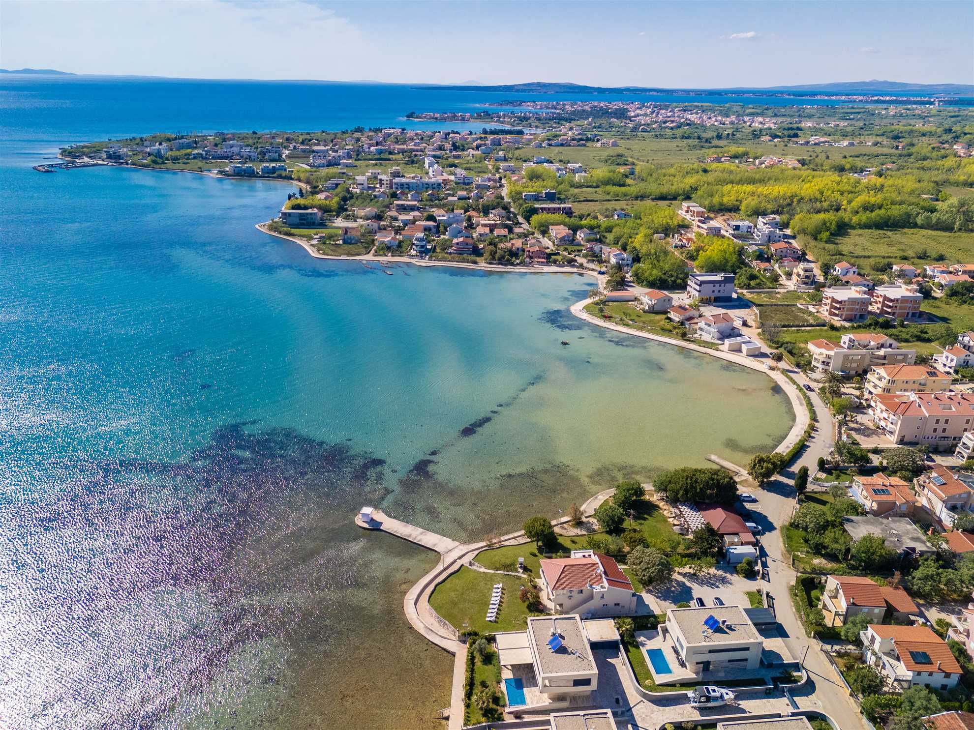Sea view | For 4-6 persons | New and modern | 10 m from the beach