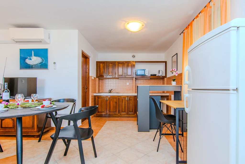 Apartment in Privlaka for 4–6 Guests