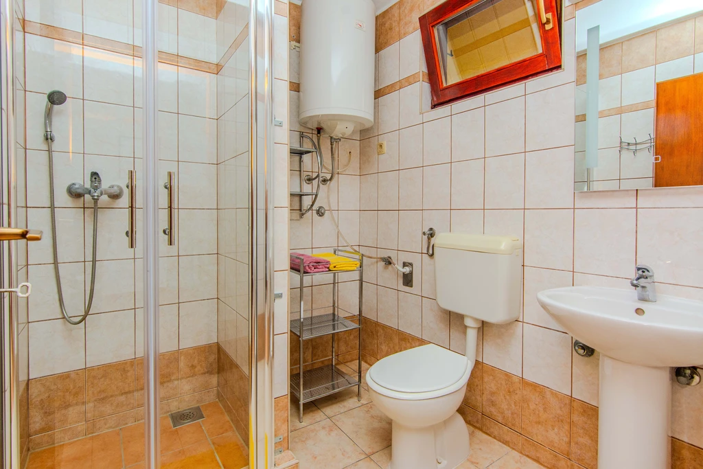 Apartment in Privlaka for 4–6 Guests