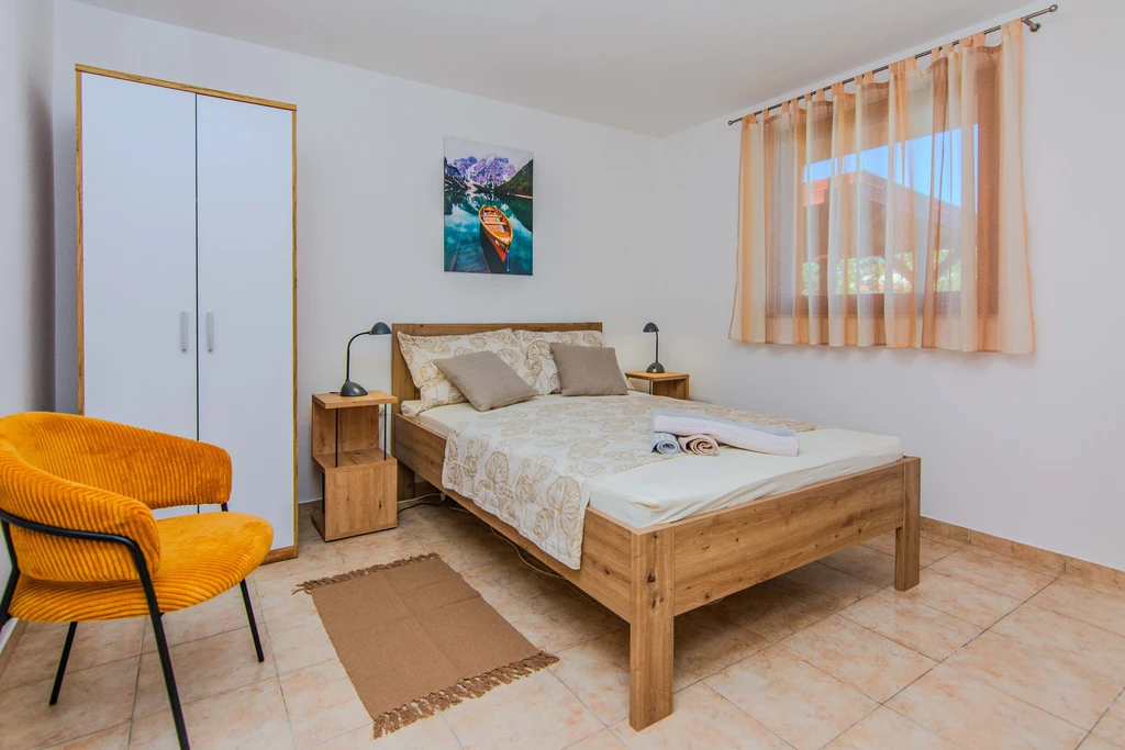 Apartment in Privlaka for 4–6 Guests