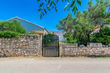 Vir Apartment for 2–4 Guests with Terrace