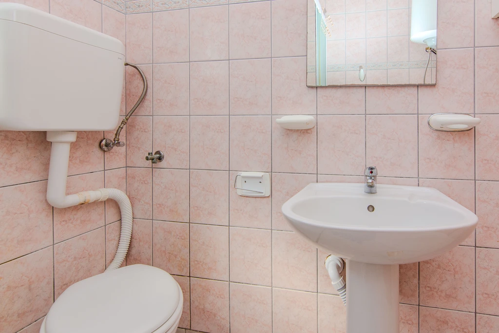 Apartment in Vir for 4 with Partial Sea View