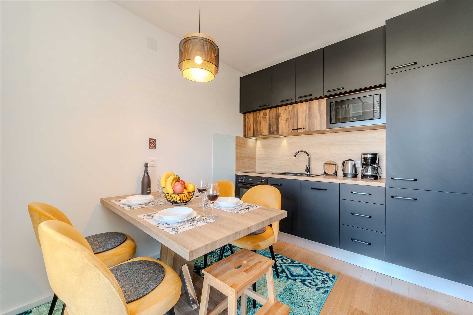 Partial sea view | for 4 persons | New and modern apartment