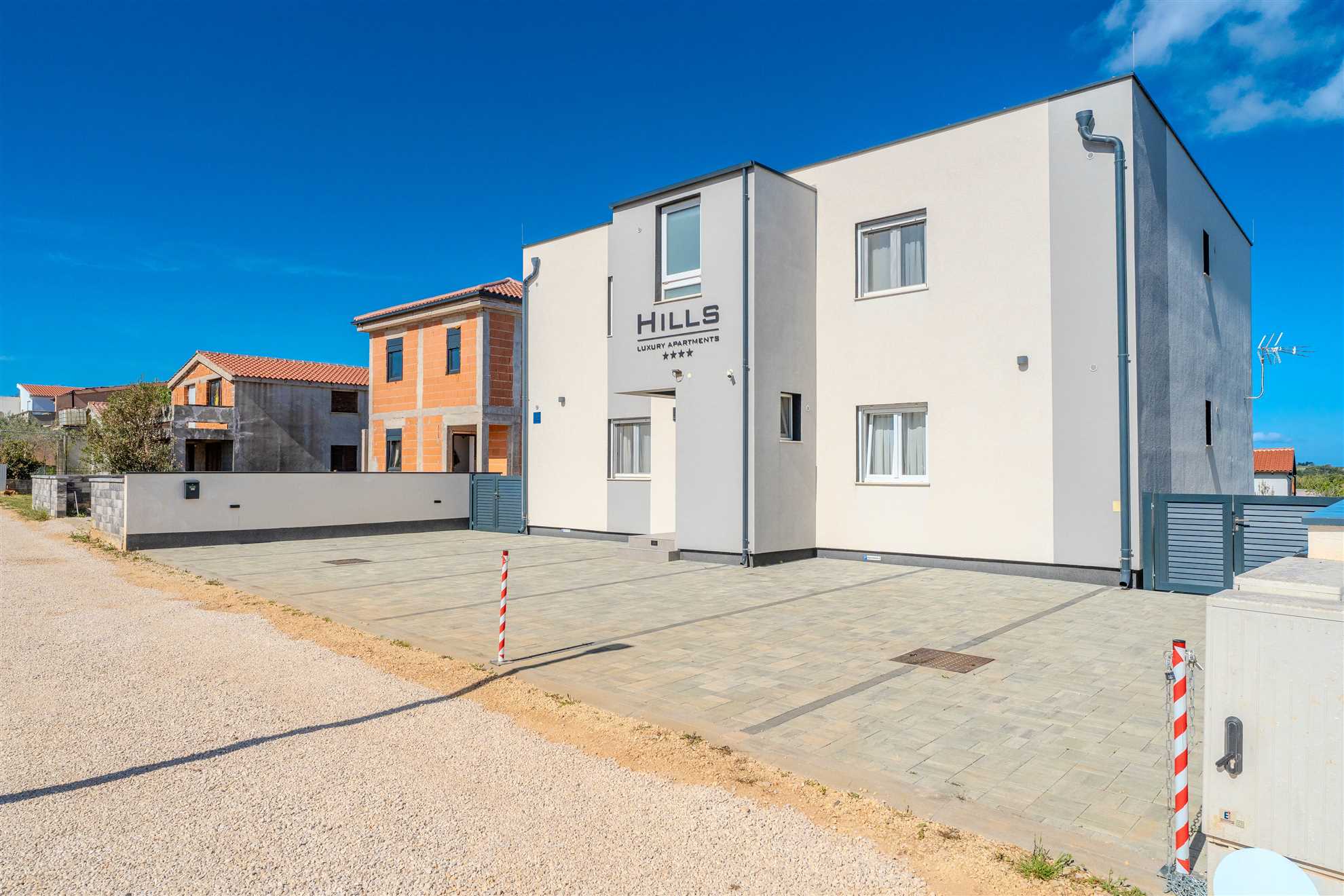 Partial sea view | for 4 persons | New and modern apartment