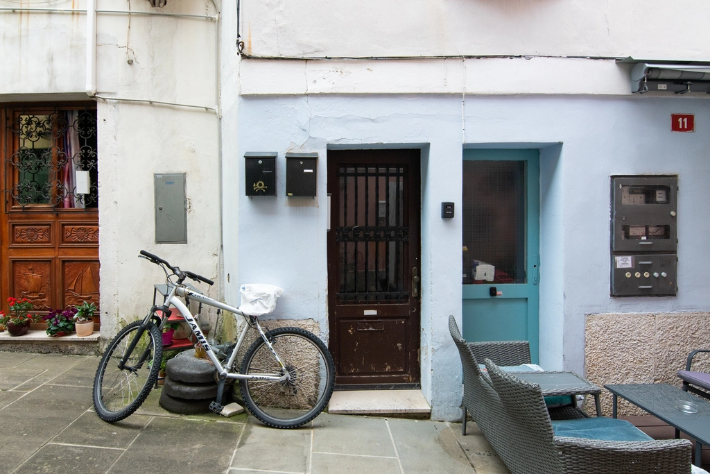 One-Bedroom Apartment with Rooftop Terrace in Piran