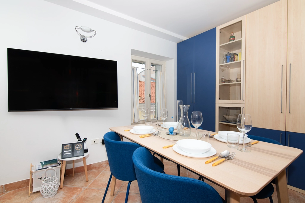 One-Bedroom Apartment with Rooftop Terrace in Piran