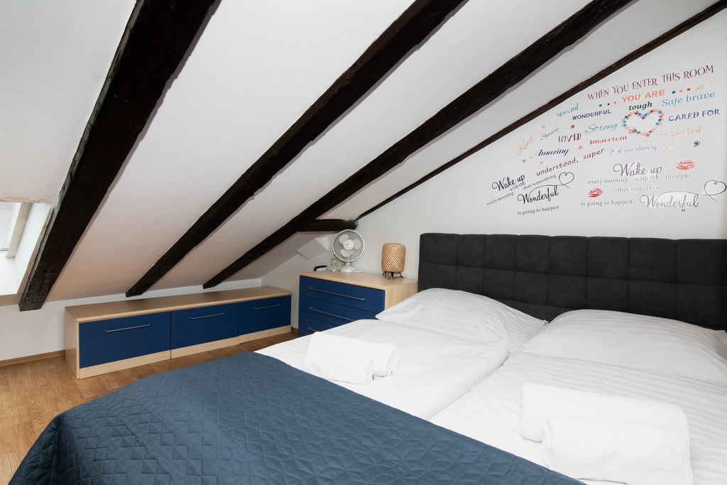 One-Bedroom Apartment with Rooftop Terrace in Piran