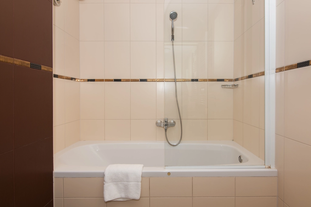 Two-Bedroom Apartment with Balcony in Portorož