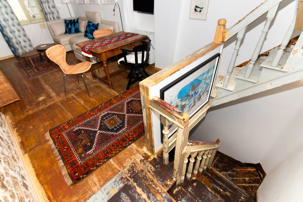 2-Bedroom House in Piran with Stunning Views