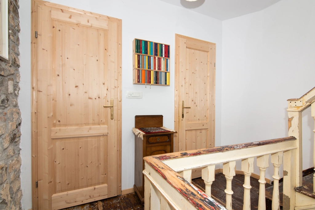 2-Bedroom House in Piran with Stunning Views