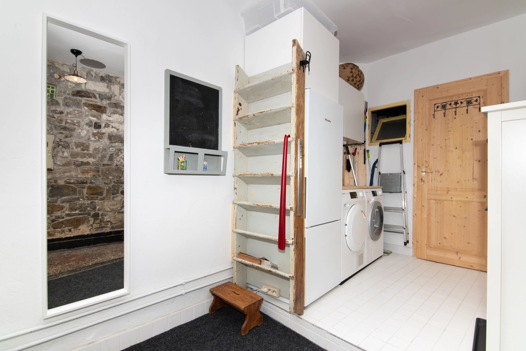 2-Bedroom House in Piran with Stunning Views