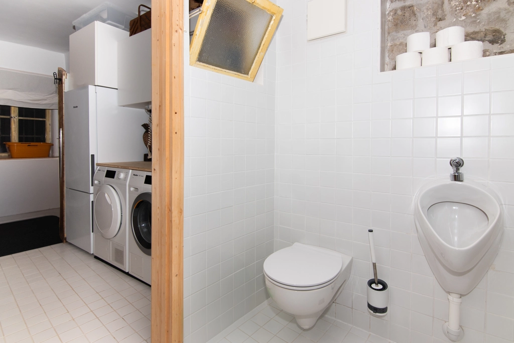 2-Bedroom House in Piran with Stunning Views