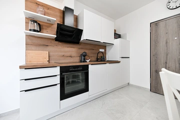 2-Bedroom Apartment with Sea View on Vir Island