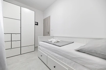 2-Bedroom Apartment with Sea View on Vir Island