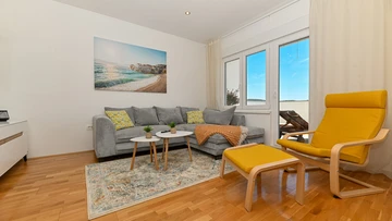 2-Bedroom Apartment with Balcony in Trogir