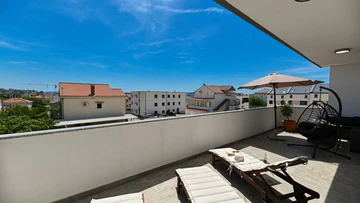 2-Bedroom Apartment with Balcony in Trogir